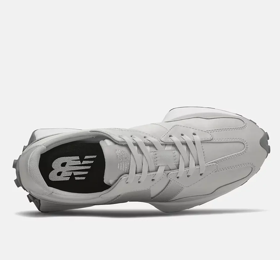 New Balance Womens 327 Fashion Trainers - Silver