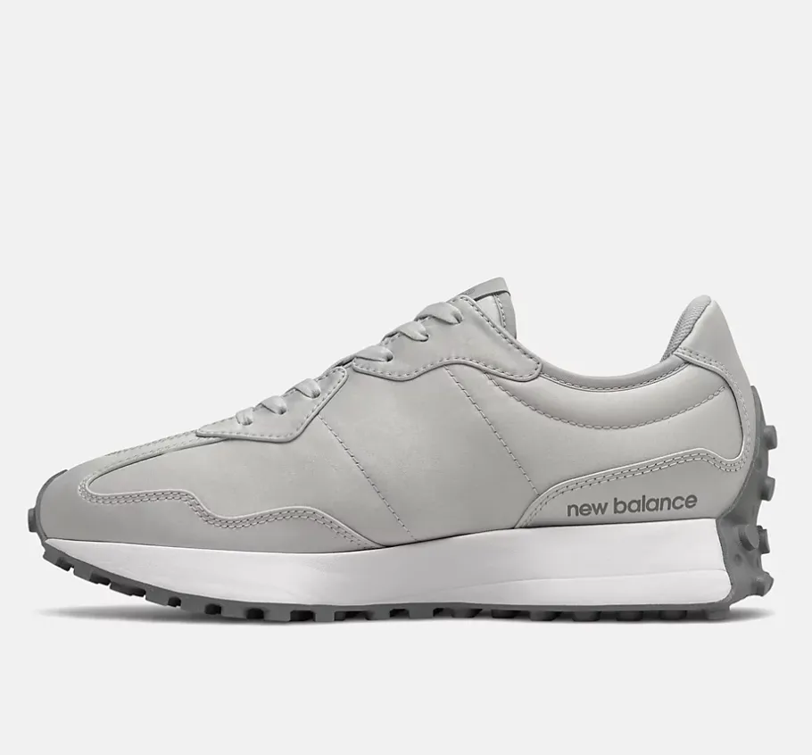 New Balance Womens 327 Fashion Trainers - Silver